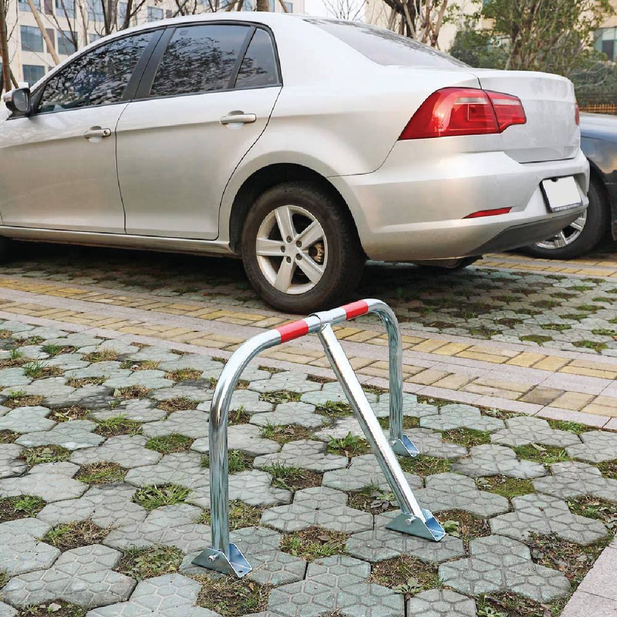BARRIÈRE DE PARKING À CLÉ