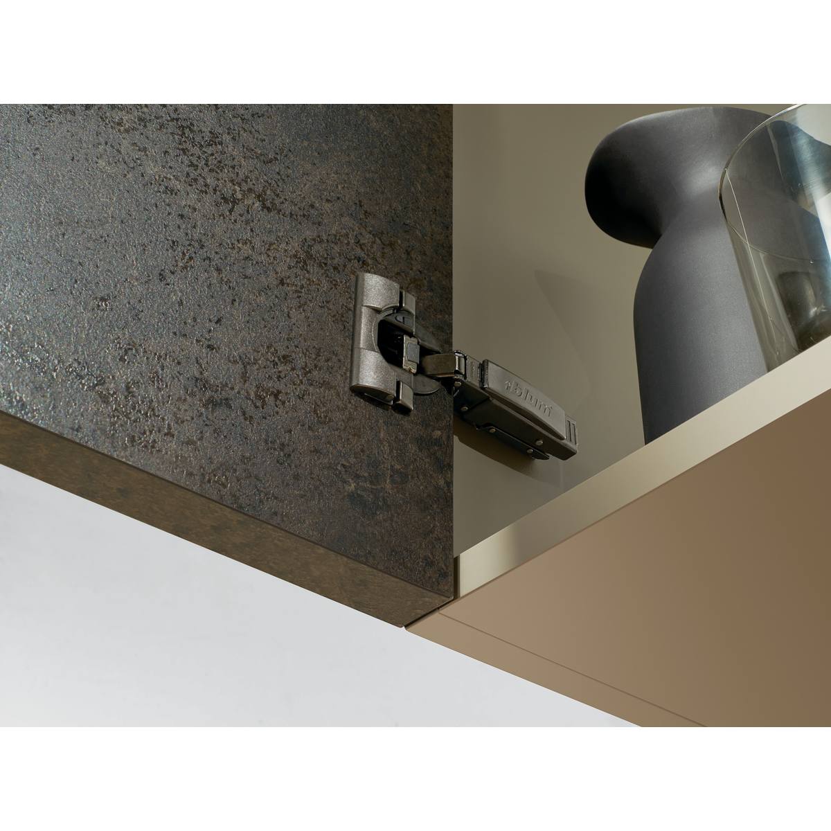 CHARNIÈRE 95° POUR PORTE ÉPAISSE INSERTA/ENCASTRÉE NOIR ONYX