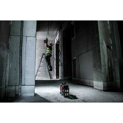NIVEAU LASER VERT 3 LIGNES  360° 12 V  AVEC BATTERIE ET CHARGEUR