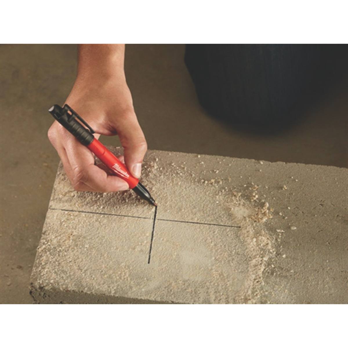 LOT DE 4 MARQUEURS INKZALL POINTE FINE NOIRE