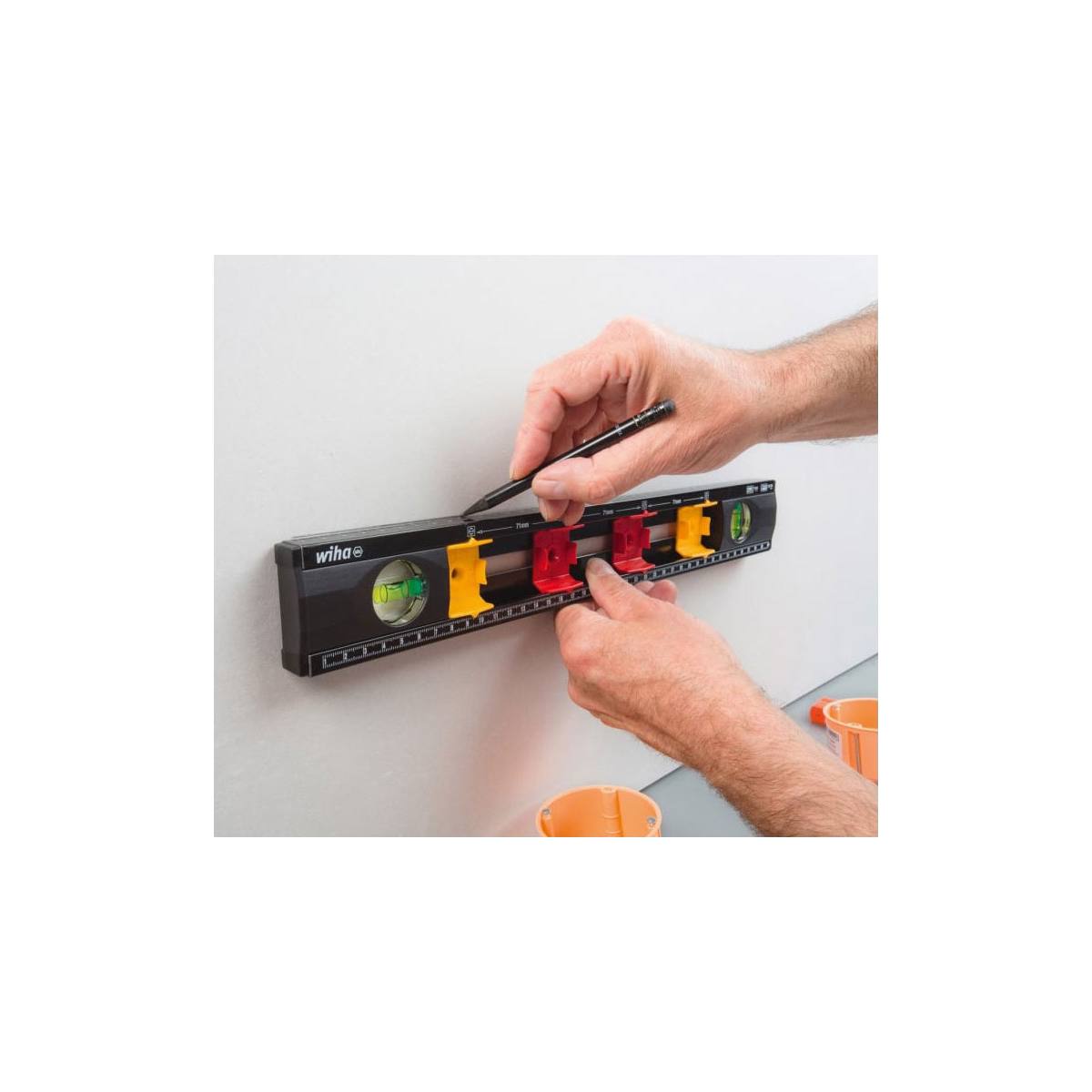 NIVEAU TUBULAIRE SPÉCIAL ÉLECTRICIEN