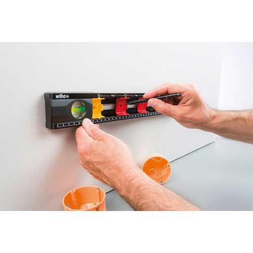 NIVEAU TUBULAIRE SPÉCIAL ÉLECTRICIEN