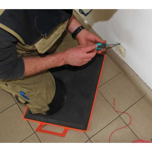 PLATEAU PROTÈGE-GENOUX MULTI-TRAVAUX 