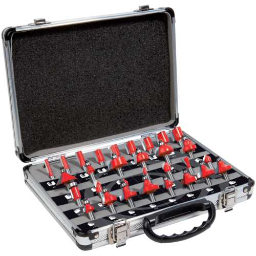 COFFRET 30 FRAISES DE DÉFONCEUSE QUEUE 8