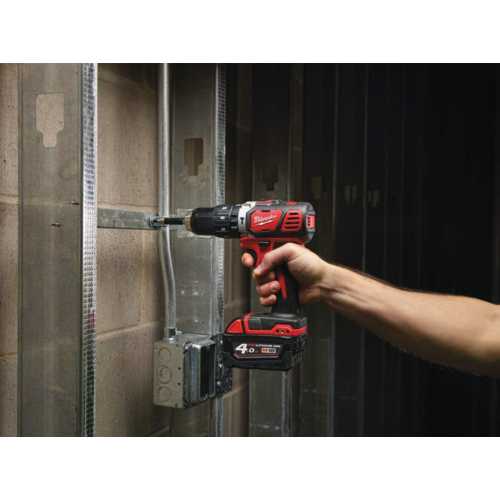 PERCEUSE-VISSEUSE  18 V + SET DE FORETS MULTI-MATÉRIAUX HEXAGONAUX