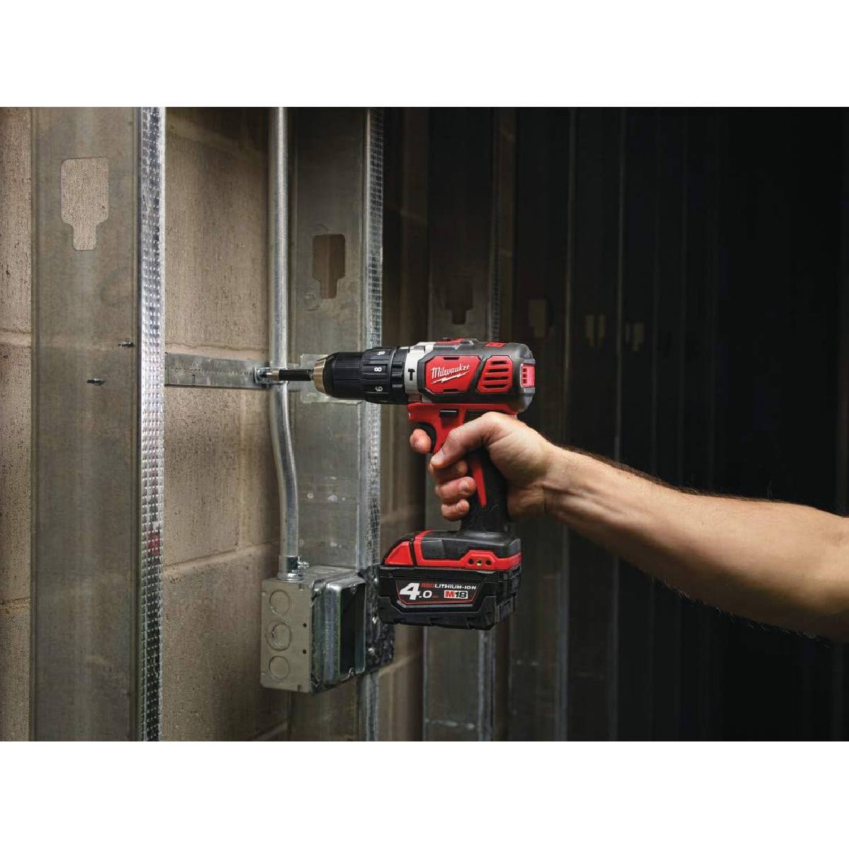 PERCEUSE-VISSEUSE  18 V + SET DE FORETS MULTI-MATÉRIAUX HEXAGONAUX