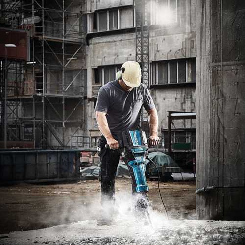 MARTEAU PIQUEUR MAKITA 2000 W