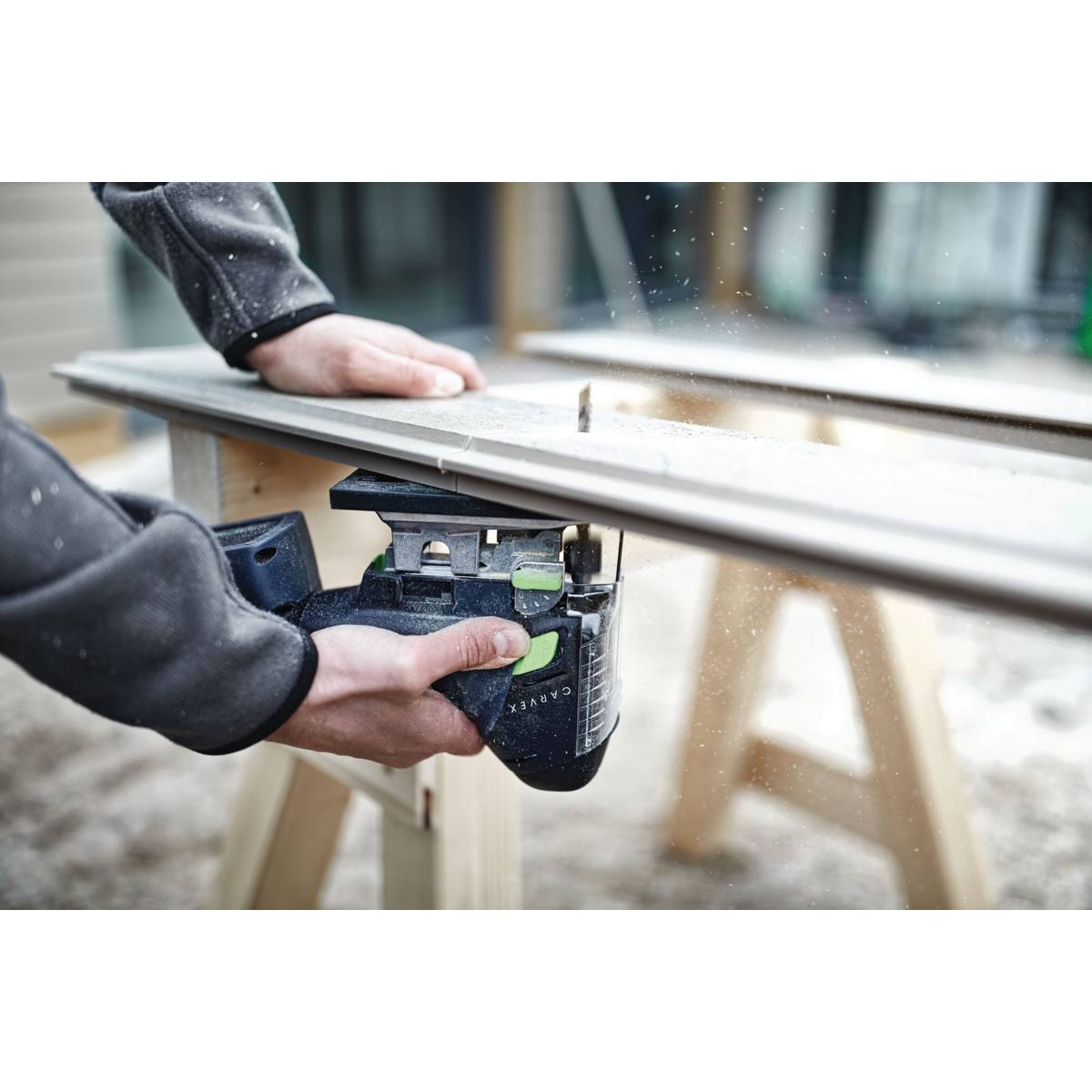 SCIE SAUTEUSE SUR BATTERIE 18 V