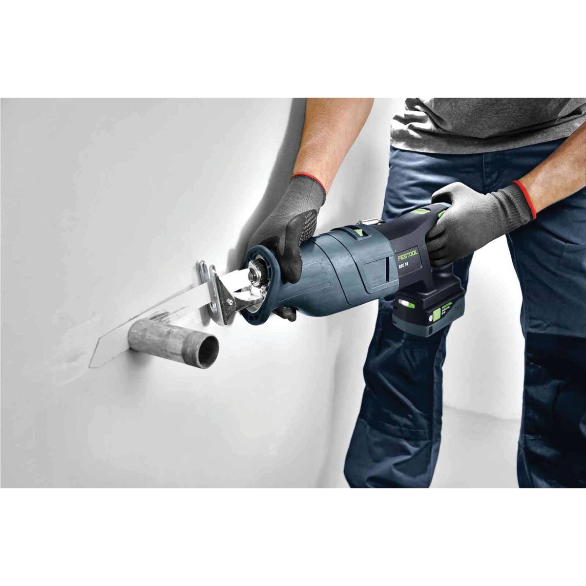 SCIE SABRE SUR BATTERIE 18 V BASIC