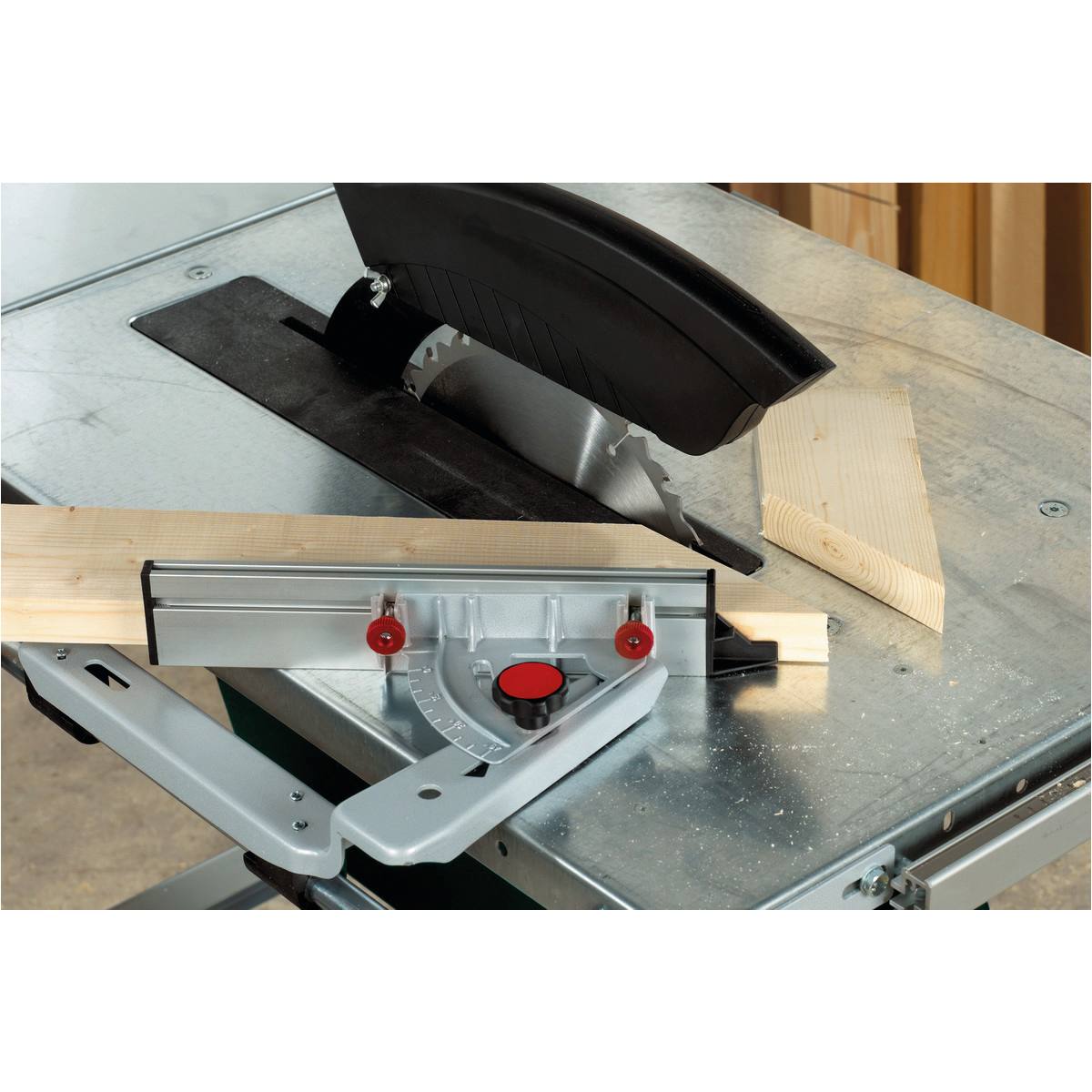 SCIE CIRCULAIRE DE TABLE METABO Ø 315 MM - 3100 W