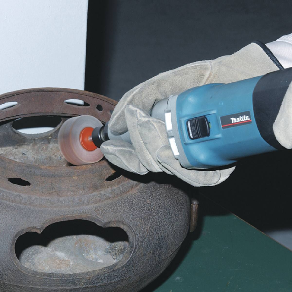 MEULEUSE DROITE MAKITA 750 W