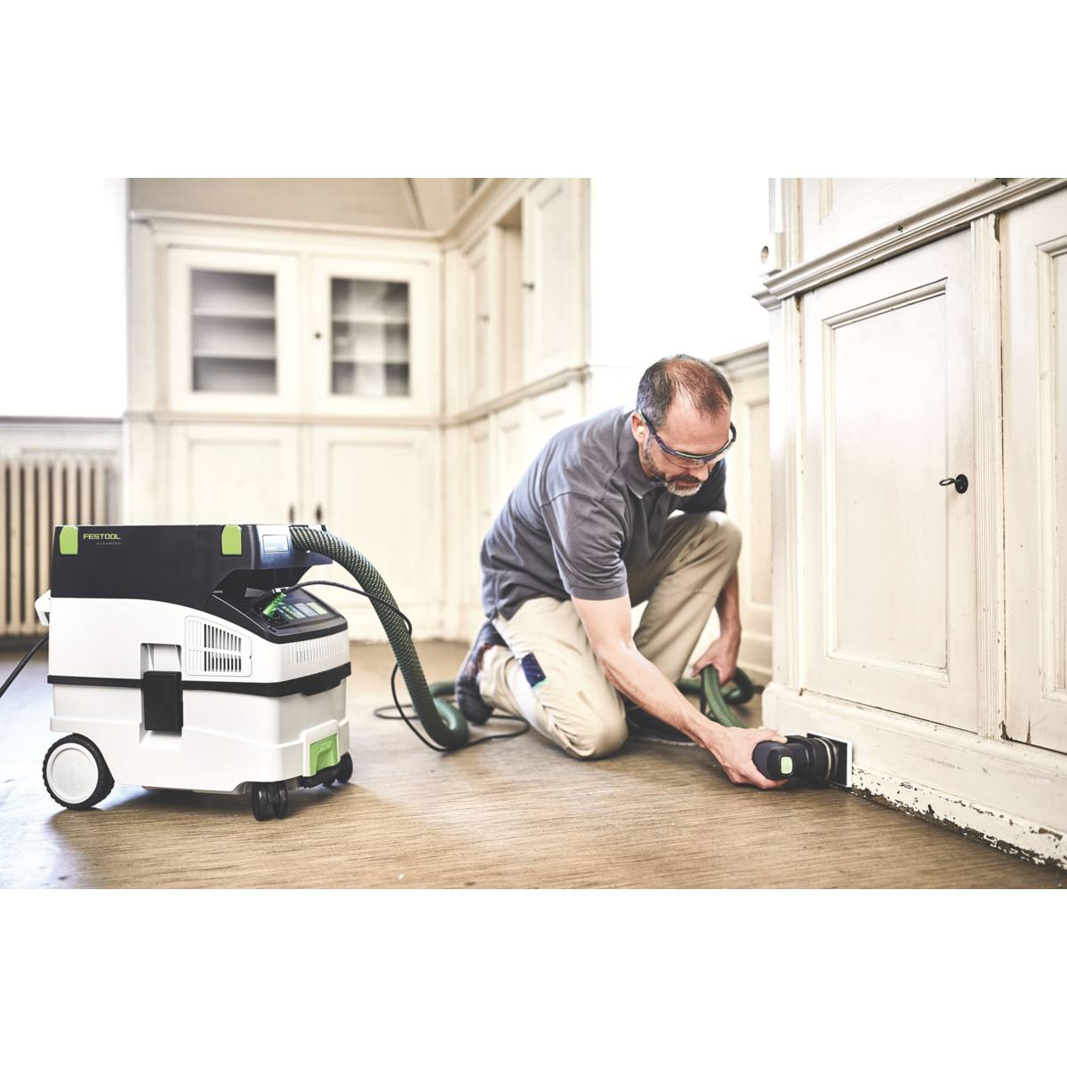 ASPIRATEUR EAU ET POUSSIÈRES BLUETOOTH FESTOOL 15 L - 2200 W