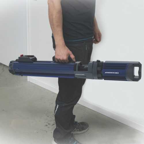 PROJECTEUR SUR TRÉPIED SUR BATTERIE ET SECTEUR